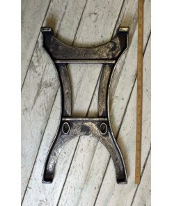 BENCH END FRAME ANLABY CURVED 420 X 380MM CAST ANT IRON