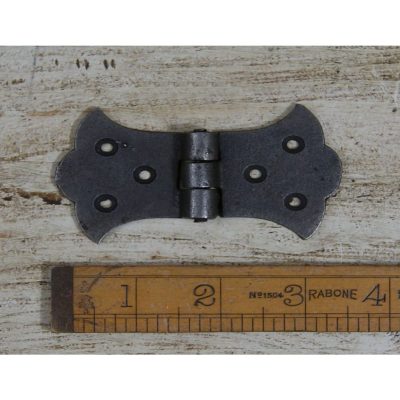 BUTTERFLY HINGE EQUAL CAST ANT IRON 1.5 (AF072AI)
