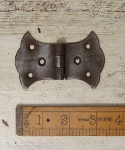 BUTTERFLY HINGE EQUAL PRESSED STEEL WAXED ANT IRON 88 X 52MM