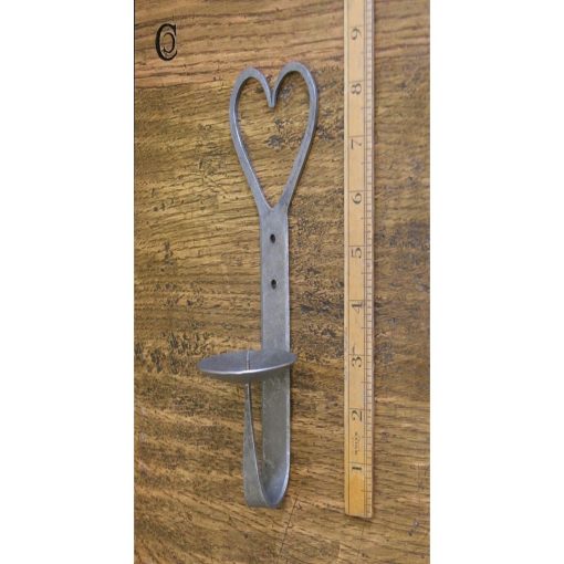 CANDLE HOLDER WALL MOUNT HEART SPIKE ANT IRON 200MM / 8