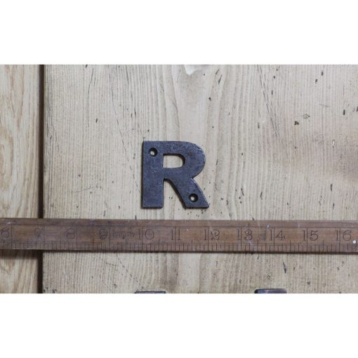 CAST IRON LETTER R 50MM H ANT IRON