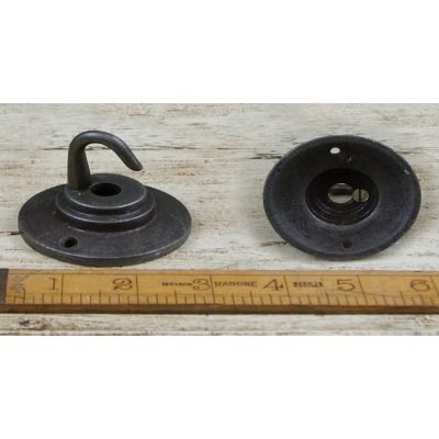 CEILING GLAND ROSE WITH HOOK FOR PENDANT CAST ANT IRON 55MM
