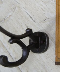 COAT HOOK DOUBLE ADDISON 2 HOLE CAST ANT IRON 5 / 130MM