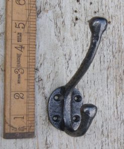 COAT HOOK ROUND RIVEN VICTORIAN 4 HOLE CAST ANT IRON 5