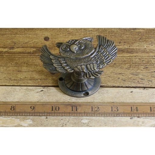 CURTAIN TIEBACK OWL DESIGN ANTIQUE BRASS 3 DIAMETER