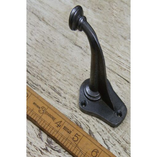 FLAT TOP END LARDER HOOK WITH FIN SUPPORT ANT IRON 70MM