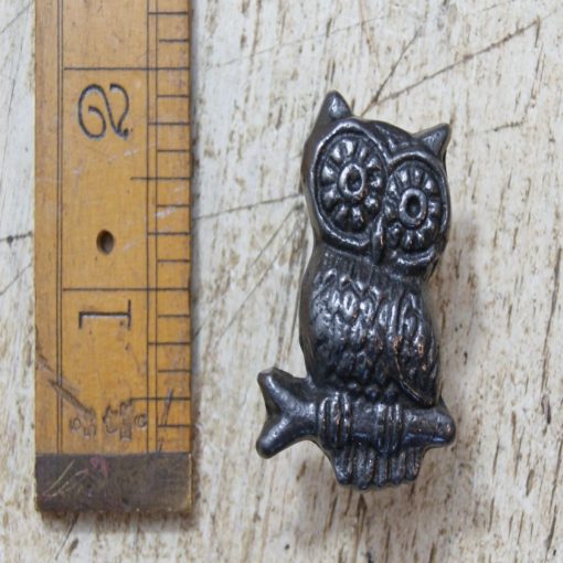 KNOB OWL DESIGN CAST ANTIQUE IRON 32MM