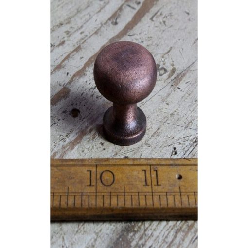 KNOB PLAIN SHAKER WITH SEAM CAST ANTIQUE COPPER 32MM DIA