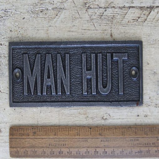 PLAQUE MAN HUT ANTIQUE CAST IRON 45 X 150MM