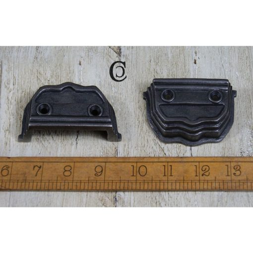 RIM LATCH KEEP FANCY SHAPED CAST IRON MEDIUM (16520)