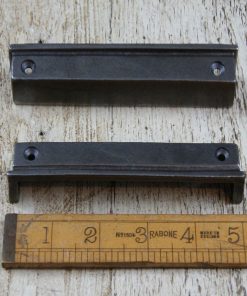 RIM LATCH KEEP SQUARE NARROW CAST ANT IRON PLAIN 125MM / 5