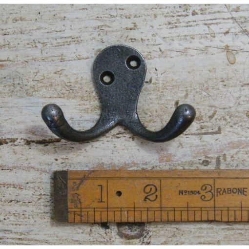 ROBE HOOK DOUBLE CAST ANTIQUE IRON 50 X 70MM