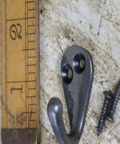 ROBE HOOK SINGLE CAST ANT IRON 40MM / 1.5 (20MM WIDE)