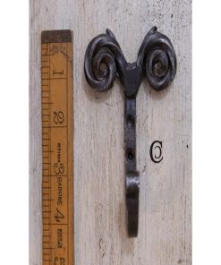 SHEEP HEAD SCROLL HOOK HAND FORGED ANTIQUE IRON 4.5 / 110MM