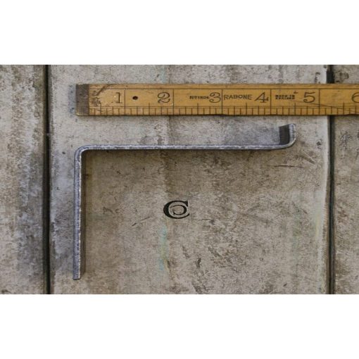 SHELF BRACKET UTILITY MEDIUM DUTY ANGLE STEEL LIP 4 X 4