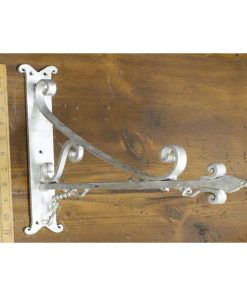 SIGN HANGING BRACKET WITH CHAINS PUB GALVANISED 12 X 16