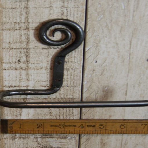 TOILET ROLL HOLDER CURLY TAIL HAND FORGED ANTIQUE IRON 150MM