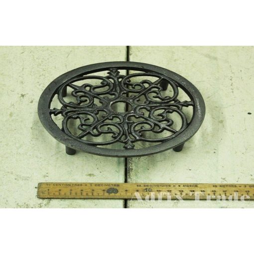 TRIVET ROUND ANT IRON SWIRL 155MM / 6 DIA