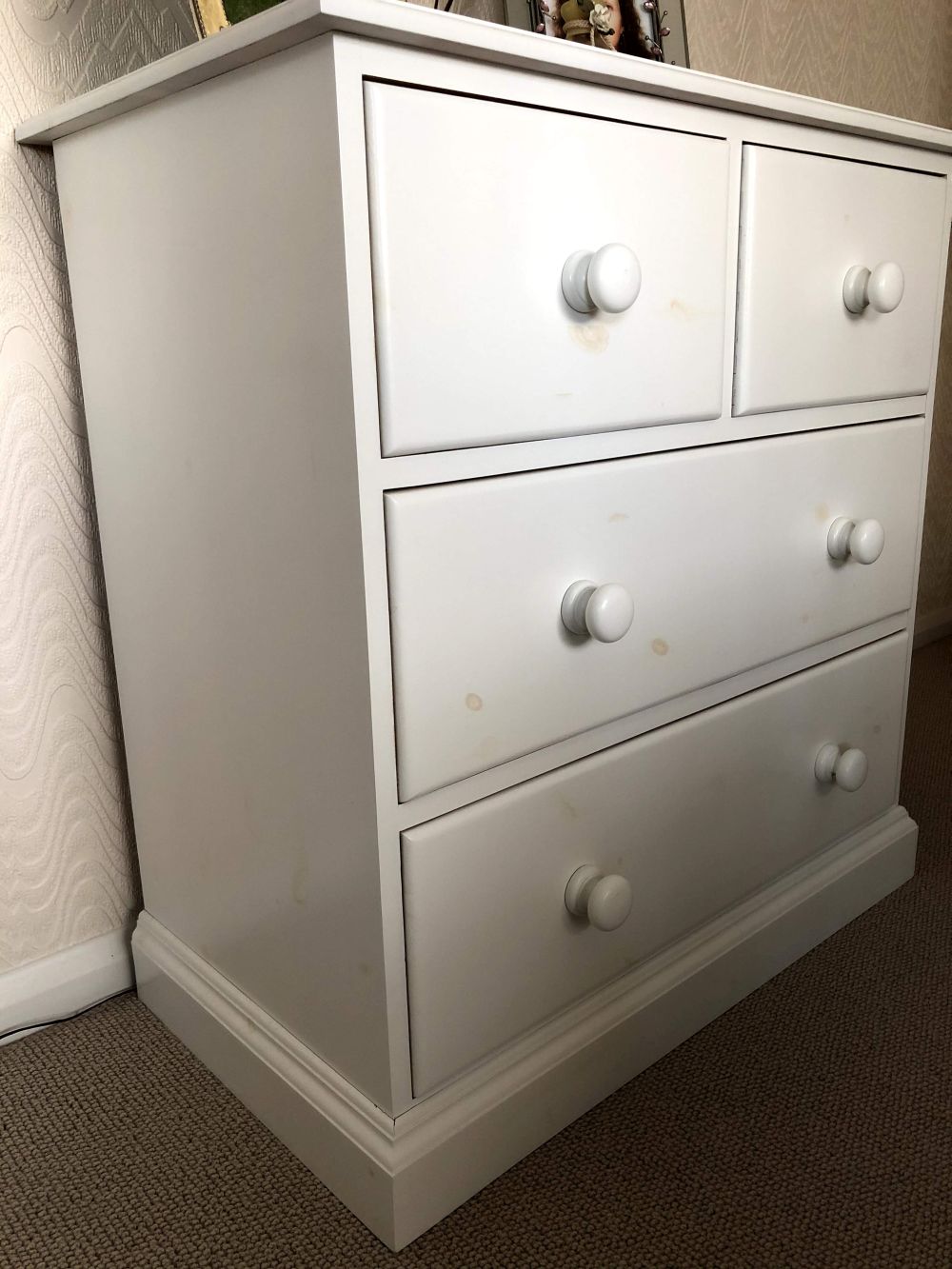 chest of draws furniture 32